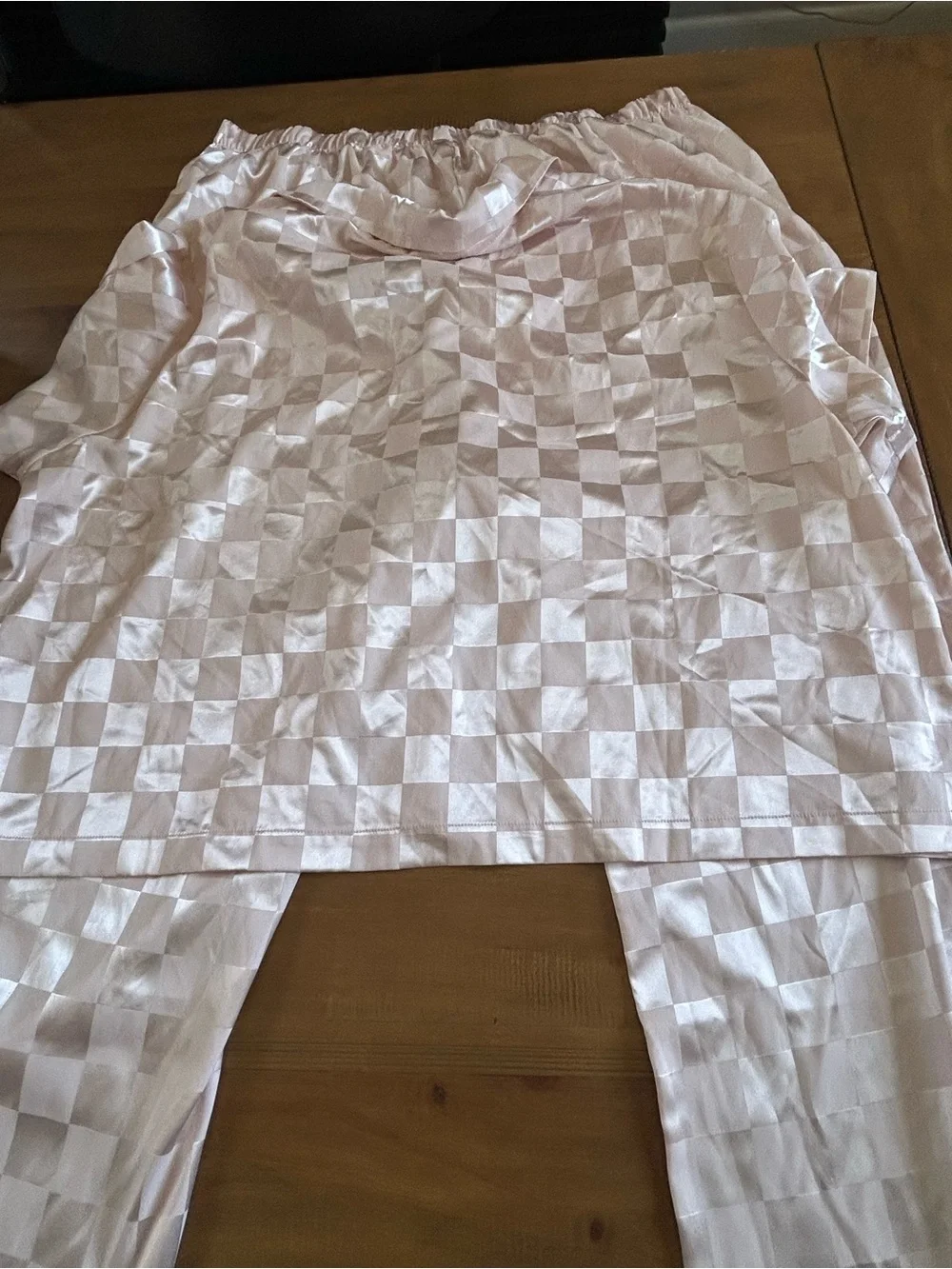 Silky Checker Satin Pajama Set in Pale Pink